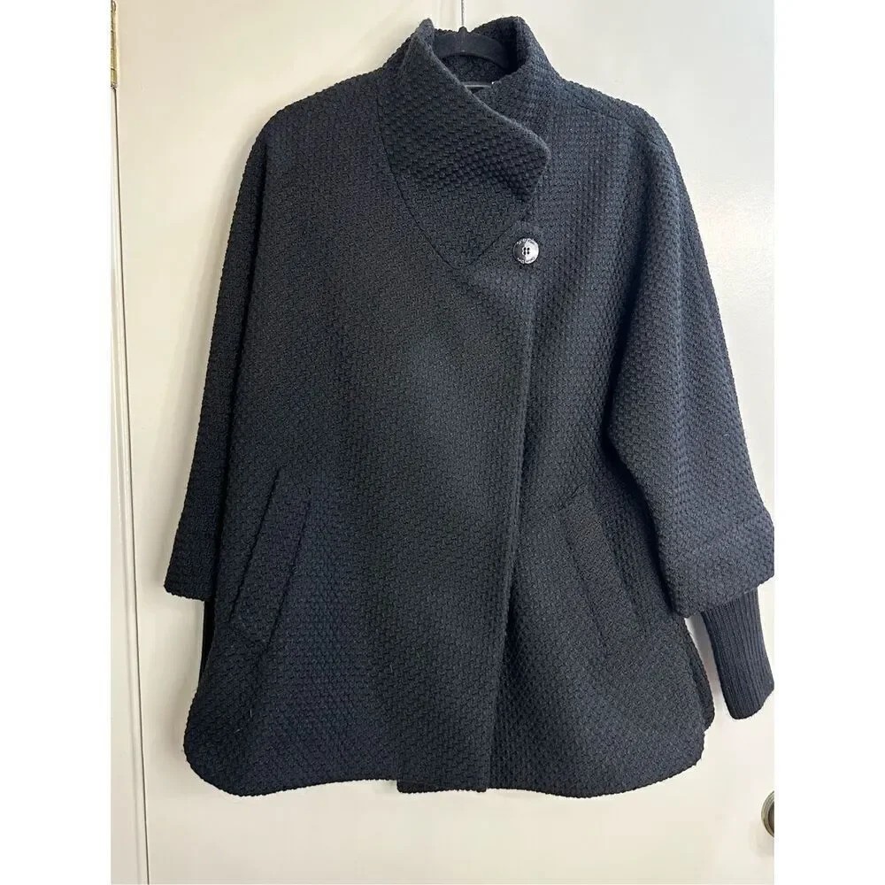 Calvin Klein black coat size 6 with removable knit sleeves